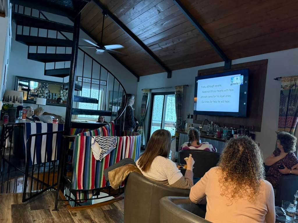 Heather Hoopfer photo 19